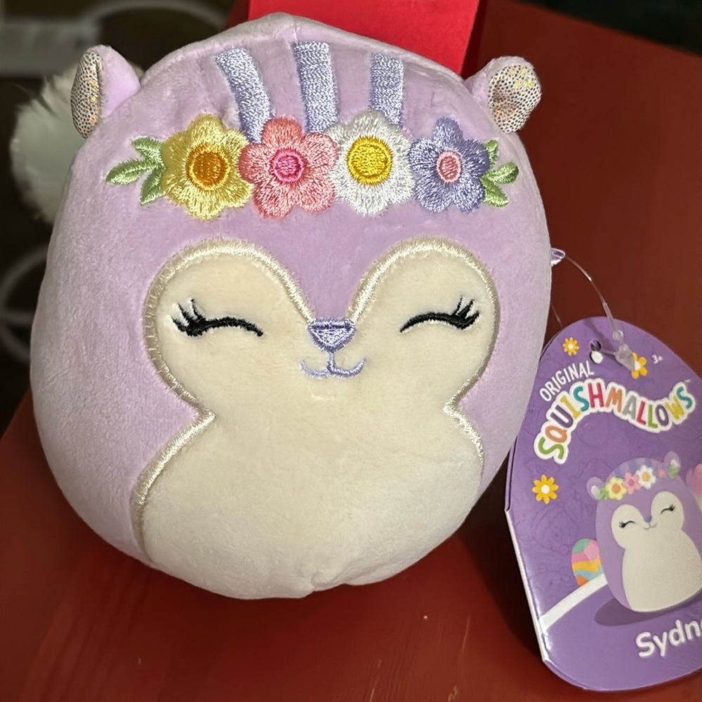 Squishmallow 4.5" Sydnee Squirrel EASTER PLUSH NEW